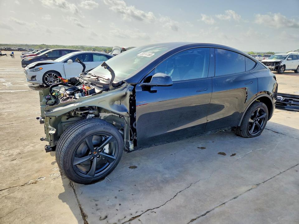58814166 :رقم المزاد ، 7SAYGDEE1TA589737 vin ، 2026 Tesla Model Y مزاد بيع