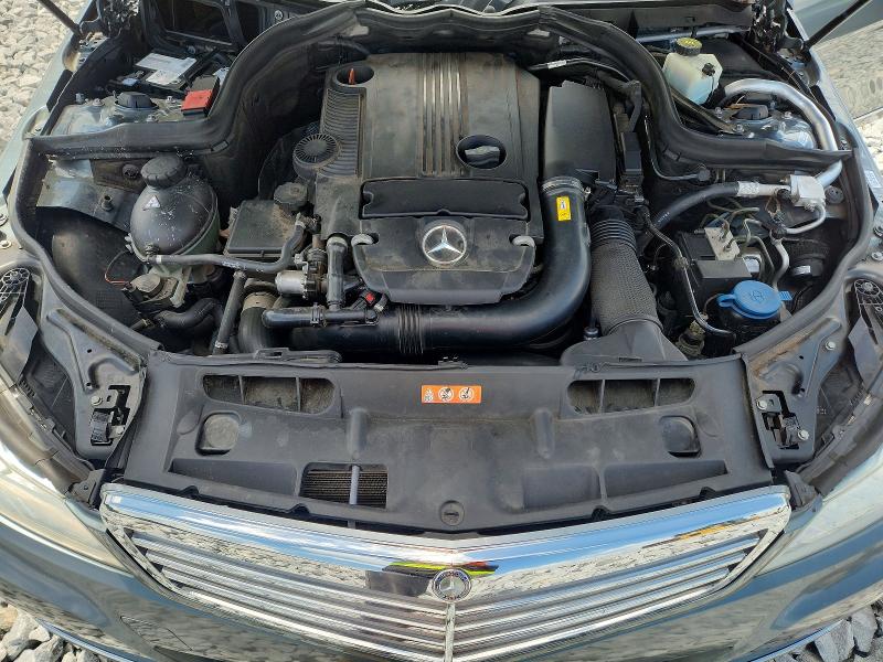 2012 Mercedes-benz C მანქანა იყიდება აუქციონზე, vin: WDDGF4HBXCR212162, აუქციონის ნომერი: 58231016