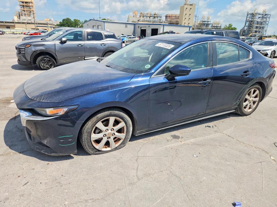 Auction sale of the 2019 Mazda 3, vin: 3MZBPAAL5KM107495, lot number: 57110326