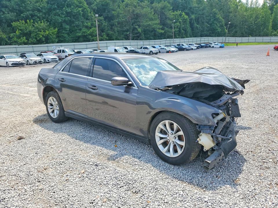 Продажа на аукционе авто 2015 Chrysler 300, vin: 2C3CCAAGXFH828796, номер лота: 58461246