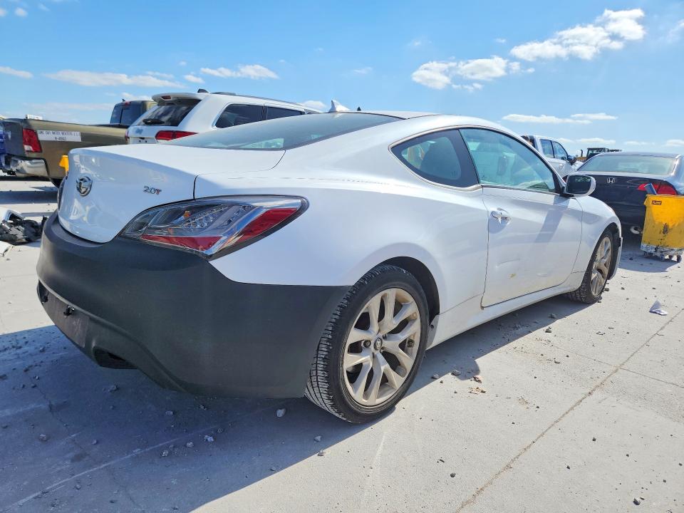 2014 Hyundai Genesis Coupe მანქანა იყიდება აუქციონზე, vin: KMHHT6KD2EU117118, აუქციონის ნომერი: 57703816