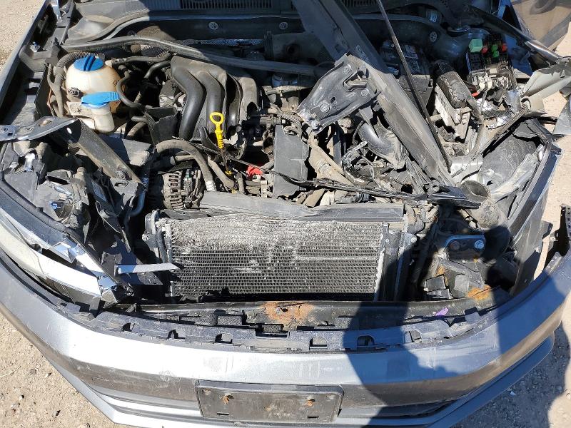55158796 :رقم المزاد ، 3VW2K7AJ8FM203241 vin ، 2015 Volkswagen Jetta مزاد بيع