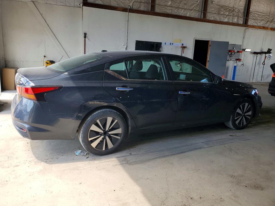 56268536 :رقم المزاد ، 1N4BL4DV4MN314097 vin ، 2021 Nissan Alitma مزاد بيع