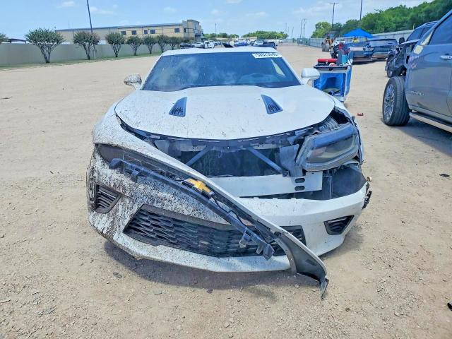 58023646 :رقم المزاد ، 1G1FH1R76G0136726 vin ، 2016 Chevrolet Camaro مزاد بيع