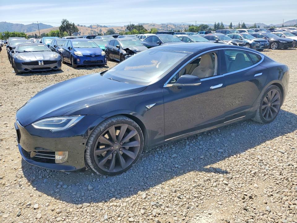 Продажа на аукционе авто 2016 Tesla Model S, vin: 5YJSA1E24GF143194, номер лота: 56030986