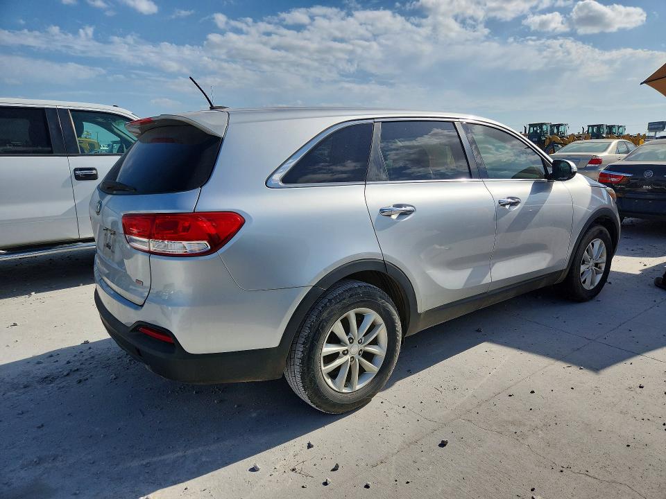 2016 Kia Sorento მანქანა იყიდება აუქციონზე, vin: 5XYPG4A33GG165037, აუქციონის ნომერი: 58464666