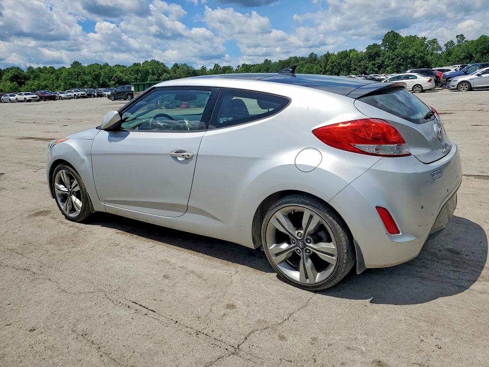 2015 Hyundai Veloster მანქანა იყიდება აუქციონზე, vin: KMHTC6AD5FU232129, აუქციონის ნომერი: 57532866