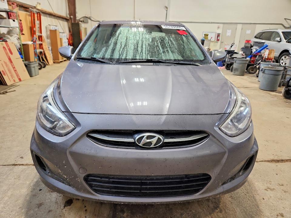 2016 Hyundai Accent მანქანა იყიდება აუქციონზე, vin: KMHCT4AE3GU984975, აუქციონის ნომერი: 55789506
