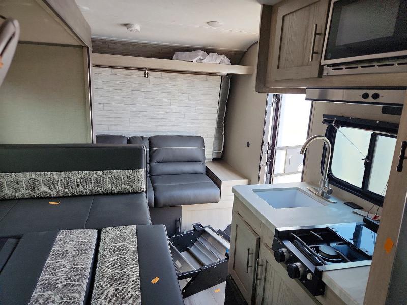 54414286 :رقم المزاد ، 5ZT2CAGCXPK005807 vin ، 2023 Coach Cata184bhs مزاد بيع