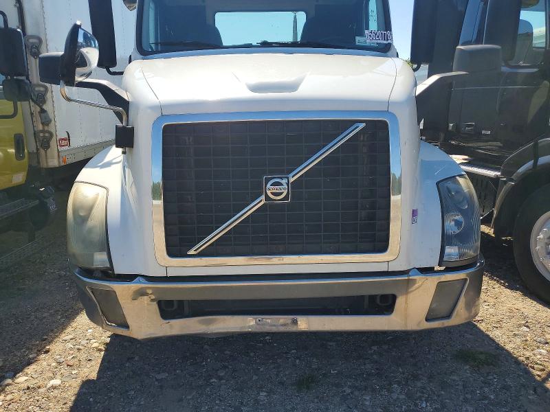 Aukcja sprzedaży 2017 Volvo Vnl, vin: 4V4NC9EG1HN980381, numer aukcji: 56207786