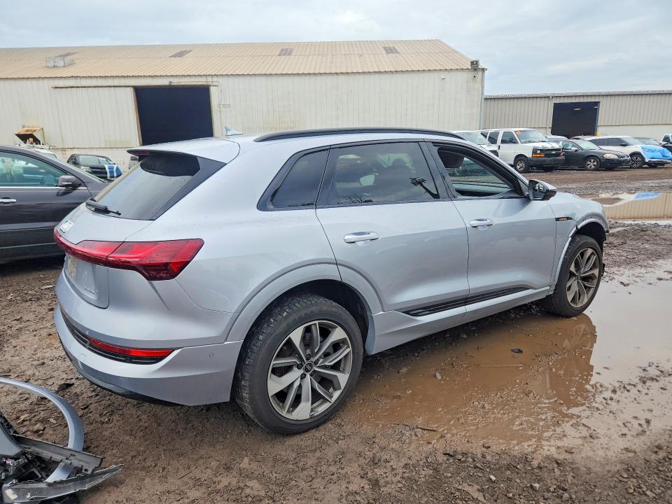 Aukcja sprzedaży 2021 Audi E-tron, vin: WA1LAAGE6MB038404, numer aukcji: 58786906