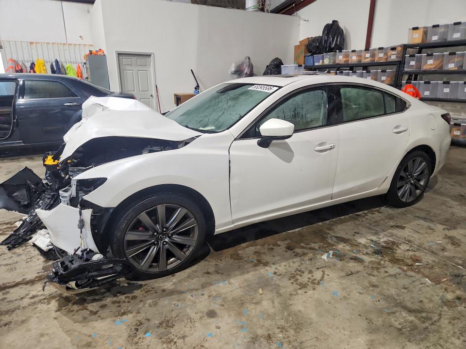 58095586 :رقم المزاد ، JM1GL1VM6J1327845 vin ، 2018 Mazda 6 مزاد بيع
