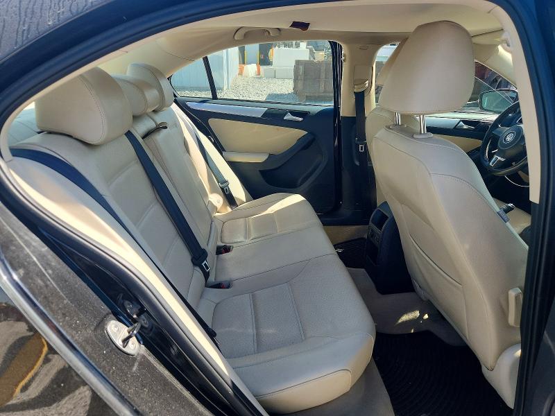 55986256 :رقم المزاد ، 3VWBP7AJ4DM397829 vin ، 2013 Volkswagen Jetta مزاد بيع