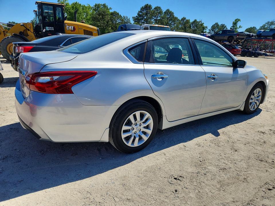 Продаж на аукціоні авто 2018 Nissan Altima, vin: 1N4AL3AP9JC269595, номер лоту: 55844576