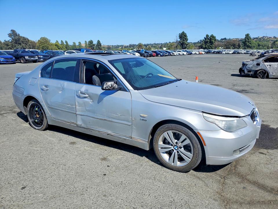 2010 Bmw 528 მანქანა იყიდება აუქციონზე, vin: WBANV1C56AC157694, აუქციონის ნომერი: 58405676