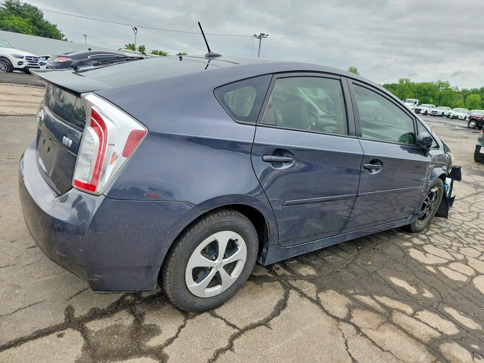 2015 Toyota Prius მანქანა იყიდება აუქციონზე, vin: JTDKN3DU9F1973678, აუქციონის ნომერი: 58184436