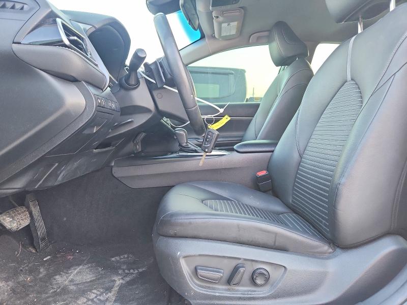 57902796 :رقم المزاد ، JTNB11HK2J3010185 vin ، 2018 Toyota Camry مزاد بيع