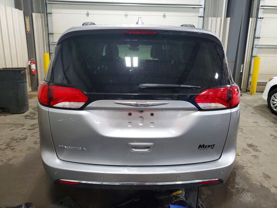 2017 Chrysler Pacifica მანქანა იყიდება აუქციონზე, vin: 2C4RC1BG8HR642742, აუქციონის ნომერი: 58544416