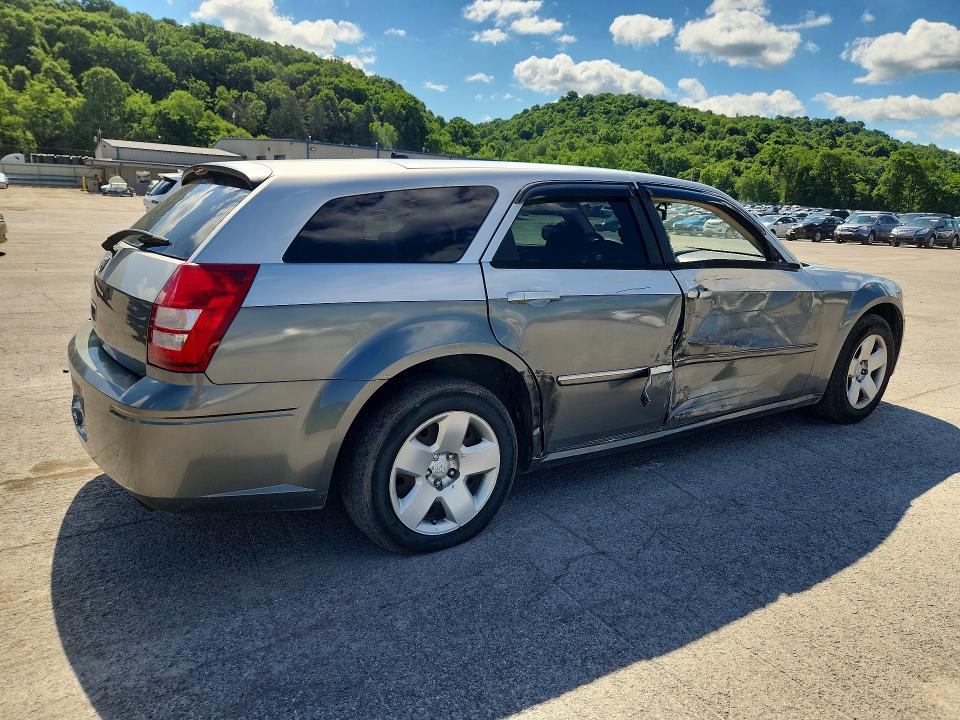 57715096 :رقم المزاد ، 2D8FV37V68H156275 vin ، 2008 Dodge Magnum مزاد بيع