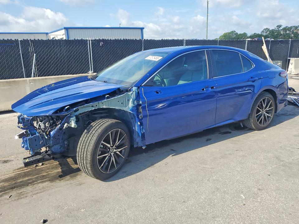 2023 Toyota Camry მანქანა იყიდება აუქციონზე, vin: 4T1T11AK4PU141331, აუქციონის ნომერი: 57575466