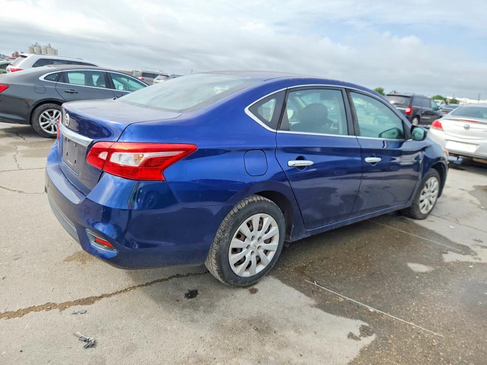 57066496 :رقم المزاد ، 3N1AB7AP4JY221470 vin ، 2018 Nissan Sentra مزاد بيع