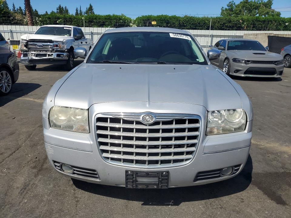 Продажа на аукционе авто 2010 Chrysler 300, vin: 2C3CA5CV5AH185565, номер лота: 58830776
