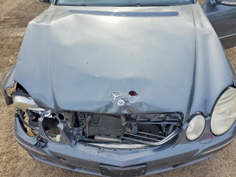 56638056 :رقم المزاد ، WDBUF87X68B243067 vin ، 2008 Mercedes-benz E مزاد بيع