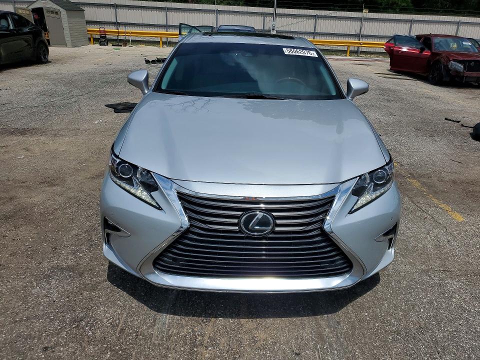 Продажа на аукционе авто 2017 Lexus Es, vin: 58ABK1GG5HU058772, номер лота: 58062076