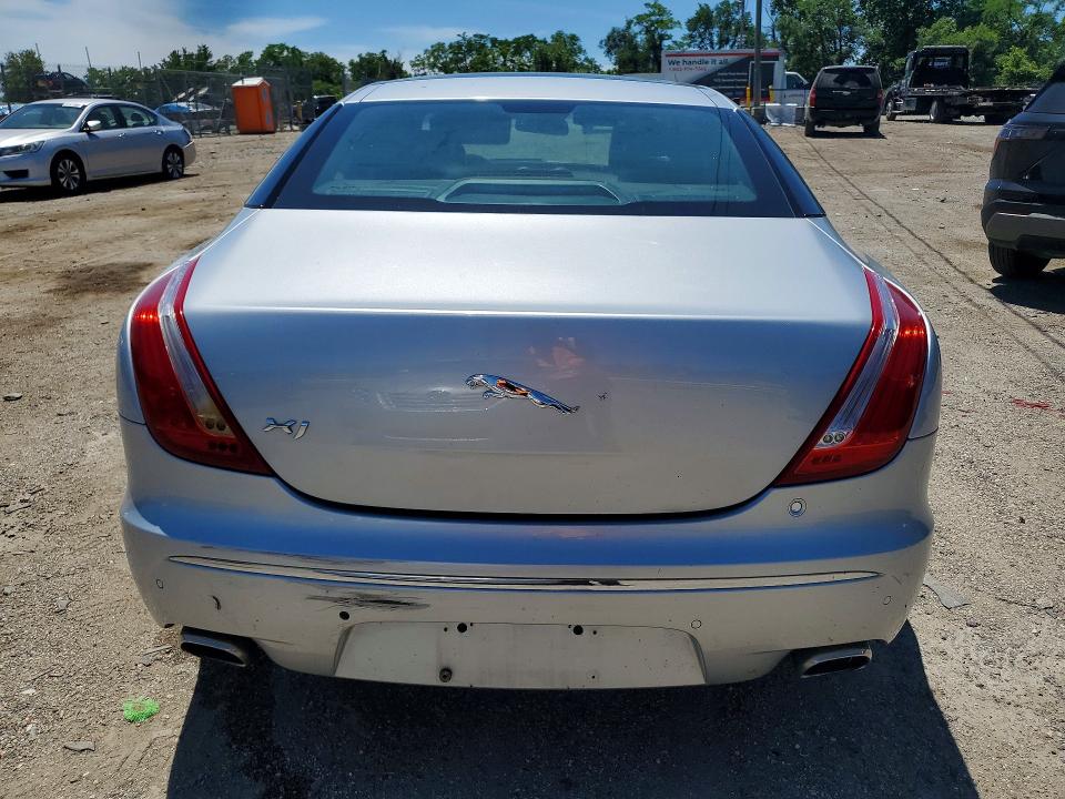 Продажа на аукционе авто 2012 Jaguar Xj, vin: SAJWA1CB9CLV23502, номер лота: 57692906