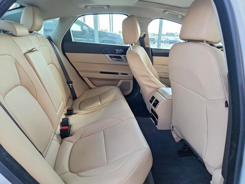 Aukcja sprzedaży 2018 Jaguar Xf, vin: SAJBS4FX7JCY54340, numer aukcji: 58935416