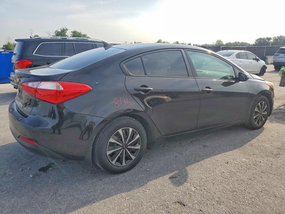 Продажа на аукционе авто 2016 Kia Forte, vin: KNAFX4A64G5517103, номер лота: 59178596