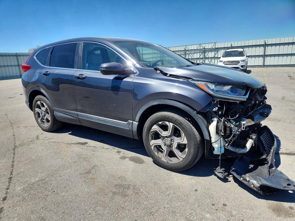 Продаж на аукціоні авто 2018 Honda Cr-v, vin: 7FARW2H82JE000357, номер лоту: 55988626