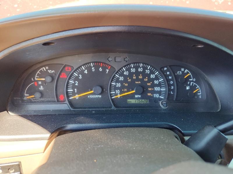 55028206 :رقم المزاد ، 5TBBT4415YS090550 vin ، 2000 Toyota Tundra مزاد بيع