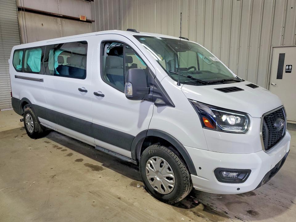 56492926 :رقم المزاد ، 1FBAX2Y87TKA16540 vin ، 2026 Ford Transit مزاد بيع