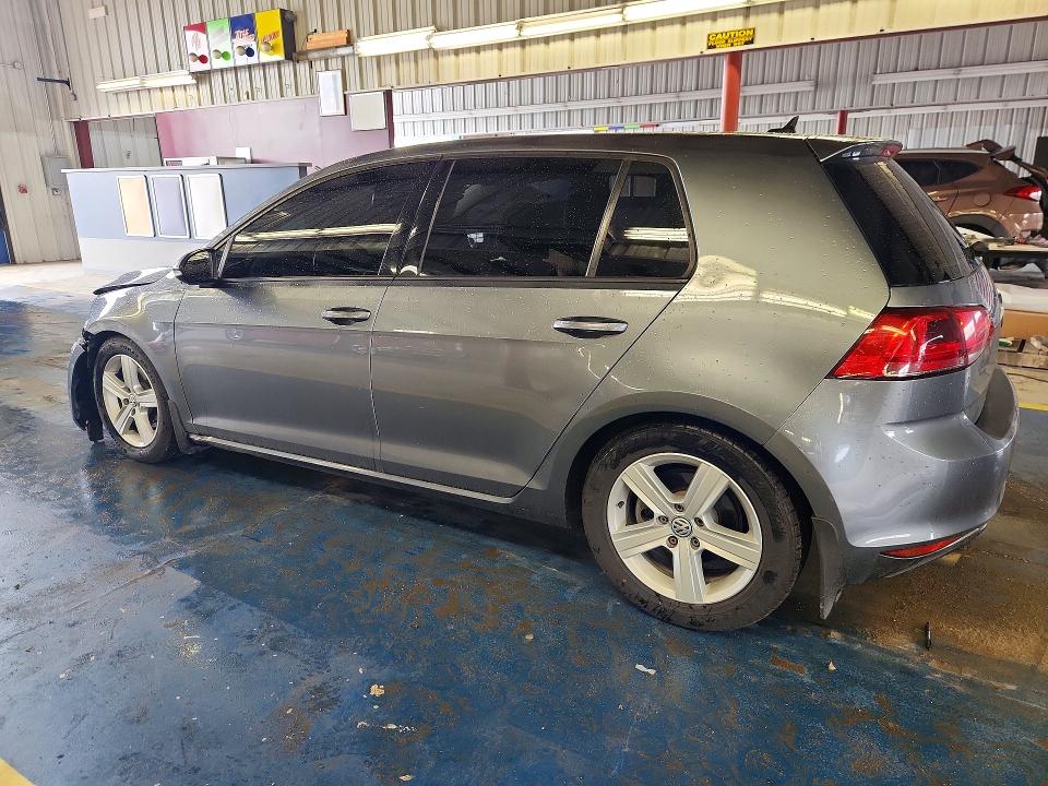 56343756 :رقم المزاد ، 3VW217AU5HM025546 vin ، 2017 Volkswagen Golf مزاد بيع