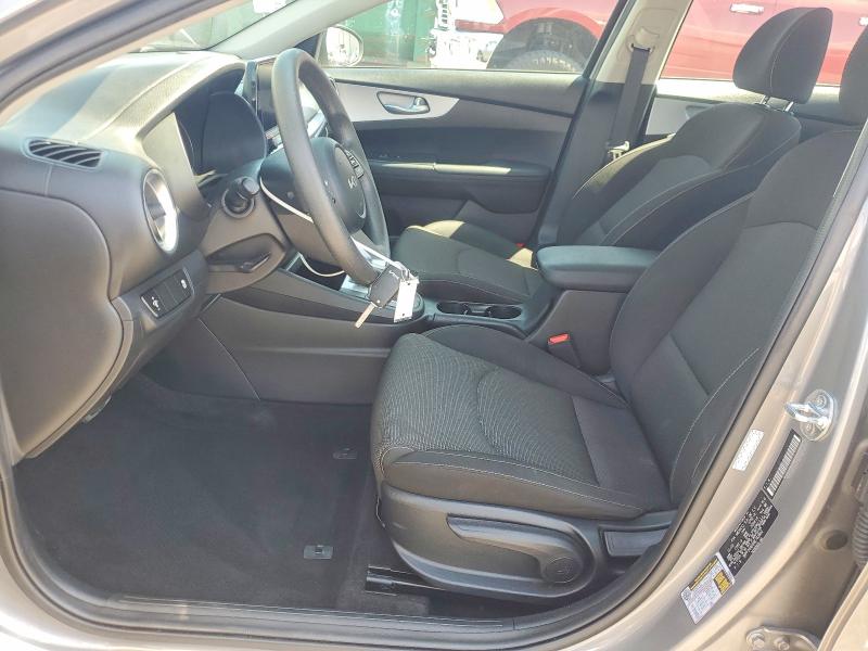 2024 Kia Forte მანქანა იყიდება აუქციონზე, vin: 3KPF24ADXRE742892, აუქციონის ნომერი: 58910476