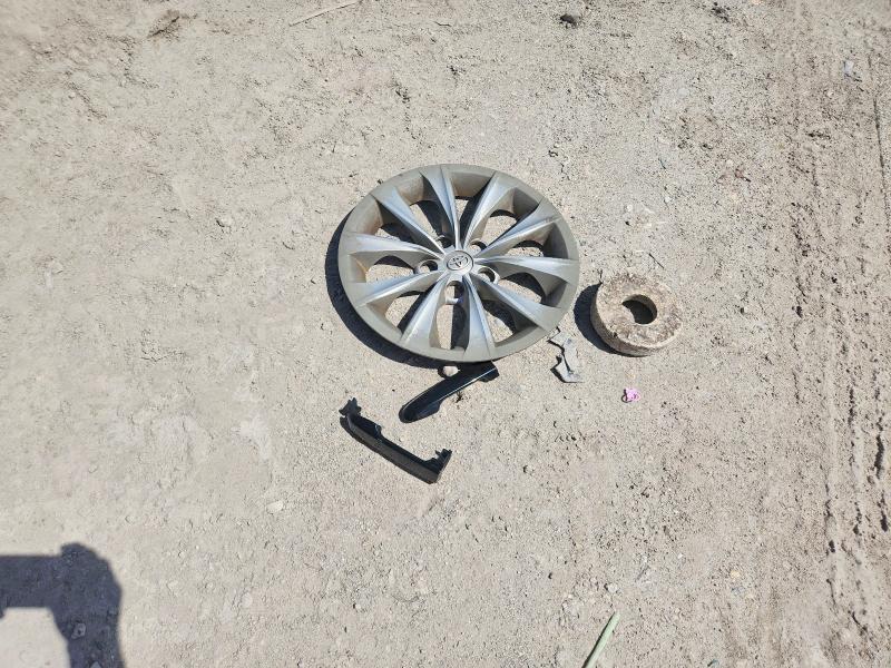 56054496 :رقم المزاد ، 4T1BF1FK3FU001940 vin ، 2015 Toyota Camry مزاد بيع