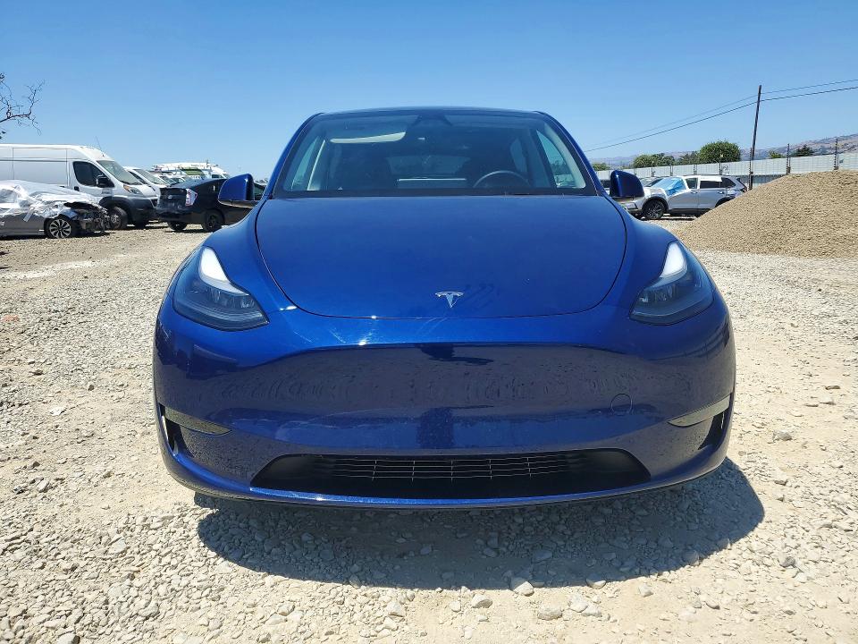 2025 Tesla Model Y მანქანა იყიდება აუქციონზე, vin: 7SAYGDED2SF221835, აუქციონის ნომერი: 58079666