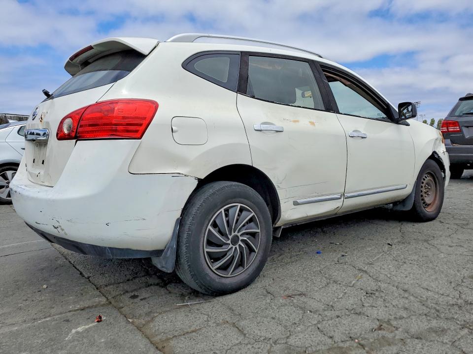 58290636 :رقم المزاد ، JN8AS5MT2FW161590 vin ، 2015 Nissan Rogue Select مزاد بيع