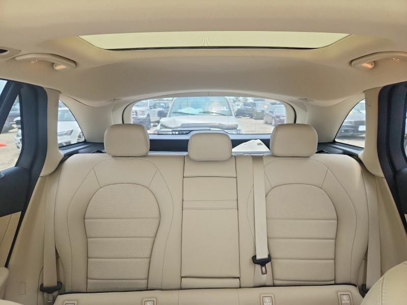58601056 :رقم المزاد ، W1N0G8EBXMF888675 vin ، 2021 Mercedes-benz Glc مزاد بيع