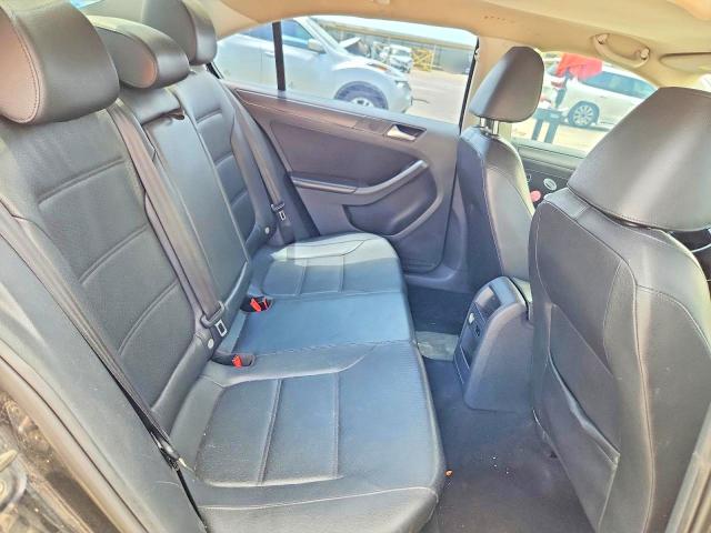 58459866 :رقم المزاد ، 3VWD17AJ6EM366531 vin ، 2014 Volkswagen Jetta مزاد بيع