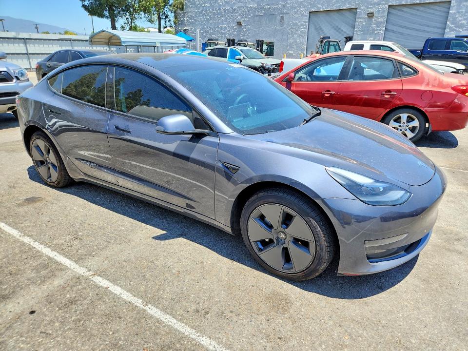 Продажа на аукционе авто 2023 Tesla Model 3, vin: 5YJ3E1EA8PF692056, номер лота: 56550796