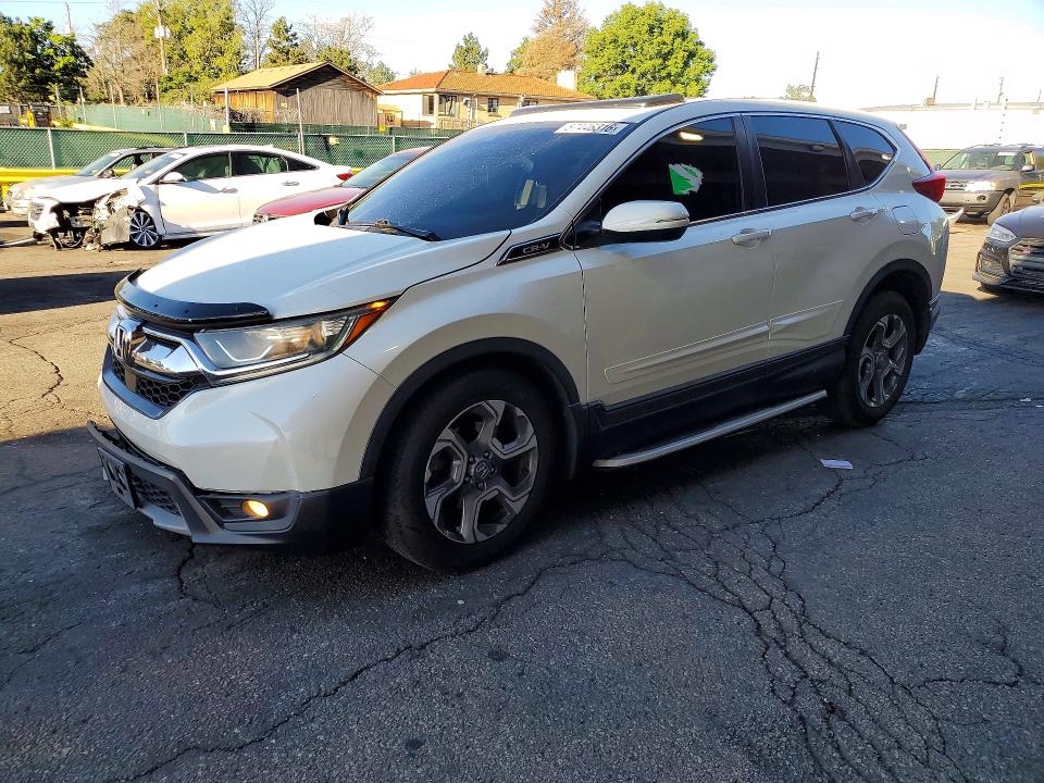 57446316 :رقم المزاد ، 7FARW2H80KE064141 vin ، 2019 Honda Cr-v مزاد بيع
