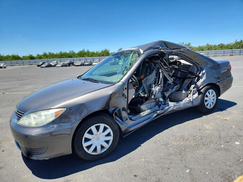 Продажа на аукционе авто 2005 Toyota Camry, vin: 4T1BE32K35U545289, номер лота: 79135665