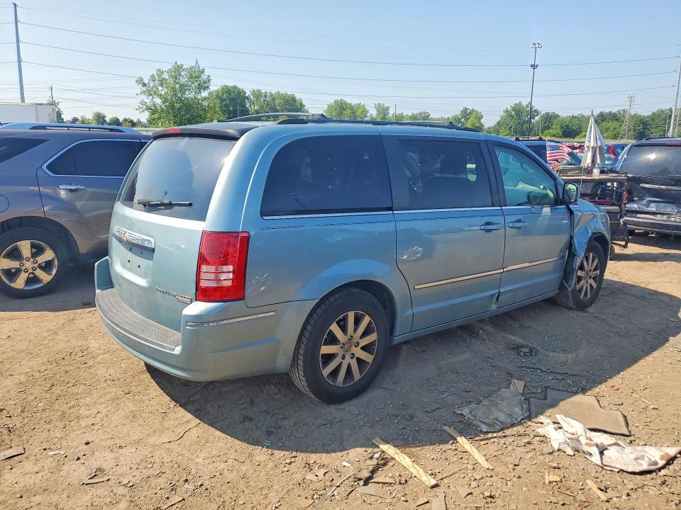 2009 Chrysler Town & Country მანქანა იყიდება აუქციონზე, vin: 2A8HR54139R626694, აუქციონის ნომერი: 59172746