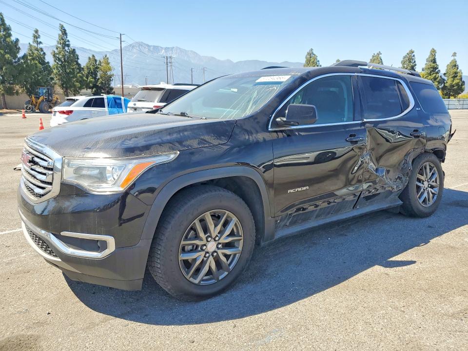 57234366 :رقم المزاد ، 1GKKNULS7HZ183486 vin ، 2017 Gmc Acadia مزاد بيع