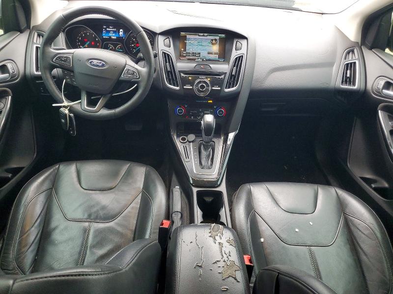 57198906 :رقم المزاد ، 1FADP3N28FL248132 vin ، 2015 Ford Focus مزاد بيع