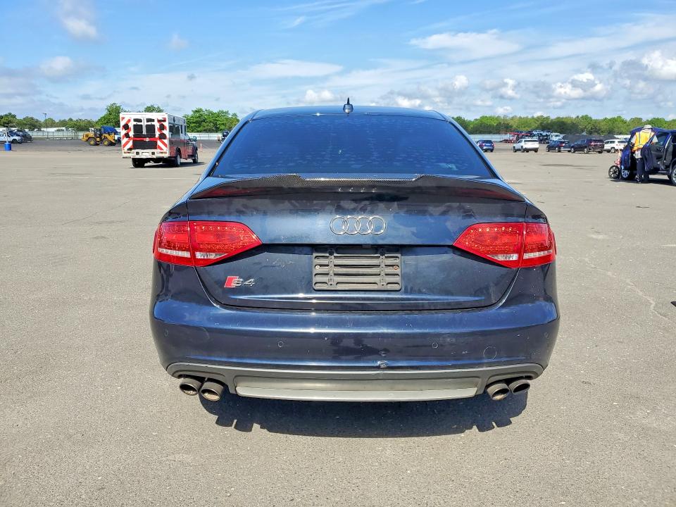 57636856 :رقم المزاد ، WAUMGBFL6CA101338 vin ، 2012 Audi S4 مزاد بيع