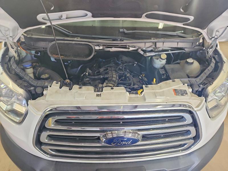 56410096 :رقم المزاد ، 1FBZX2YG4FKA83515 vin ، 2015 Ford Transit مزاد بيع