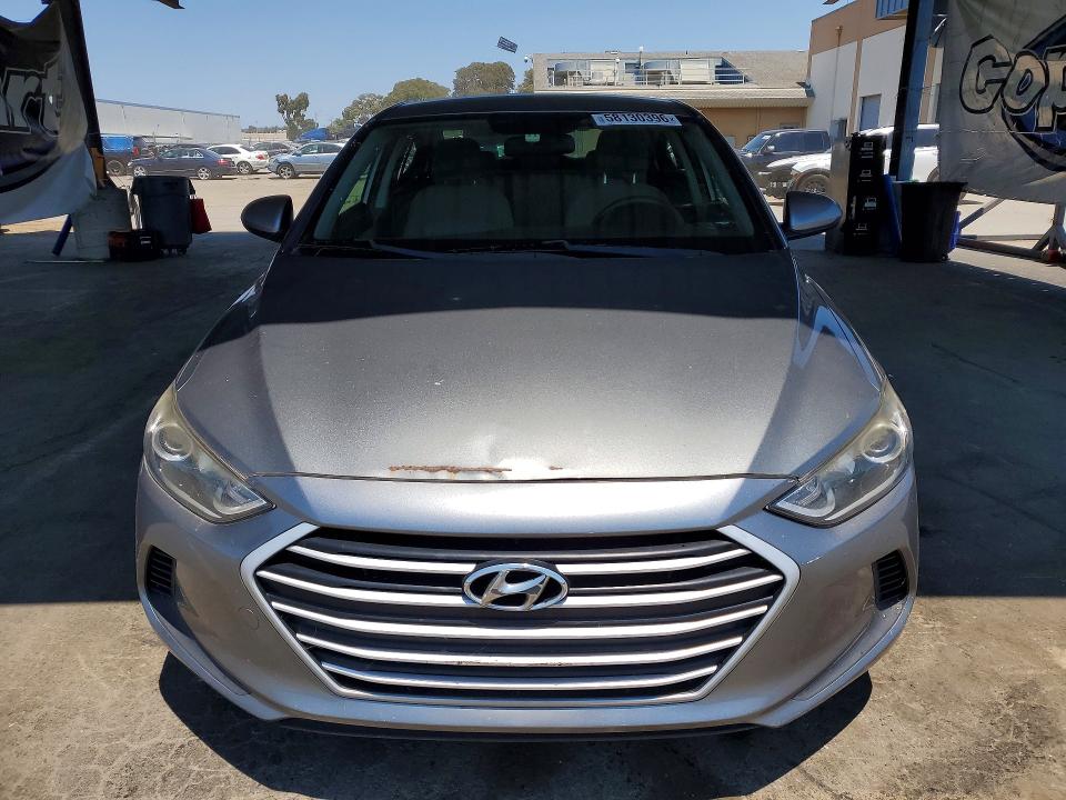 2017 Hyundai Elantra მანქანა იყიდება აუქციონზე, vin: KMHD84LF4HU243246, აუქციონის ნომერი: 58130396
